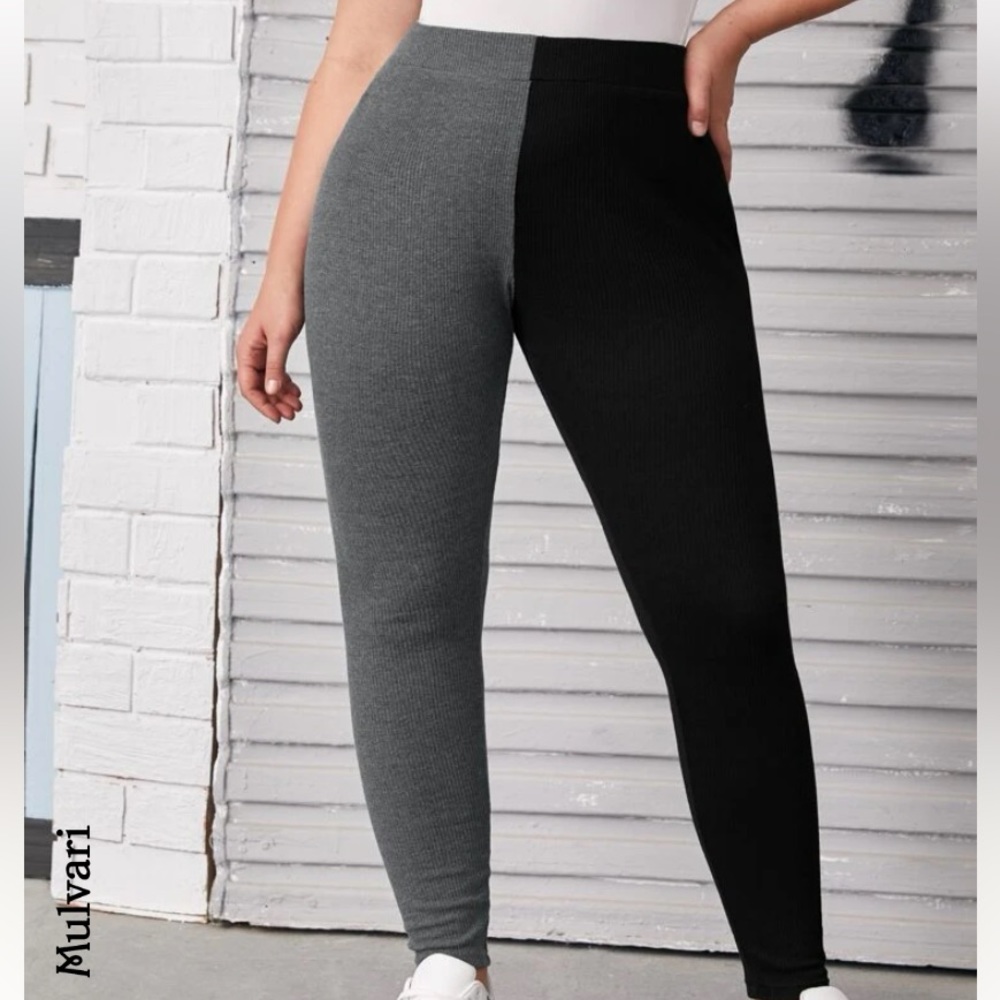 Split Colored leggings 🖤🩶